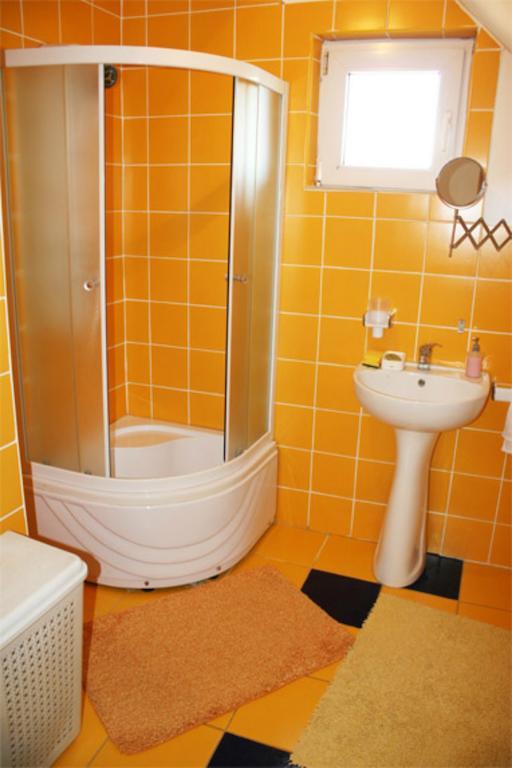Tîrgu Secuiesc Casa Fortyogo מראה חיצוני תמונה